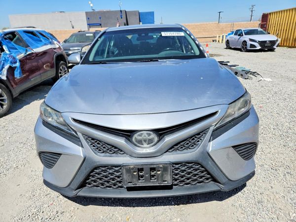2018 TOYOTA CAMRY