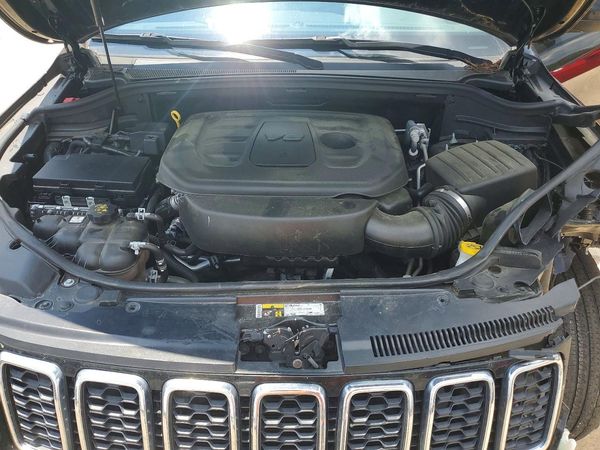 2020 JEEP GRAND CHEROKEE Laredo