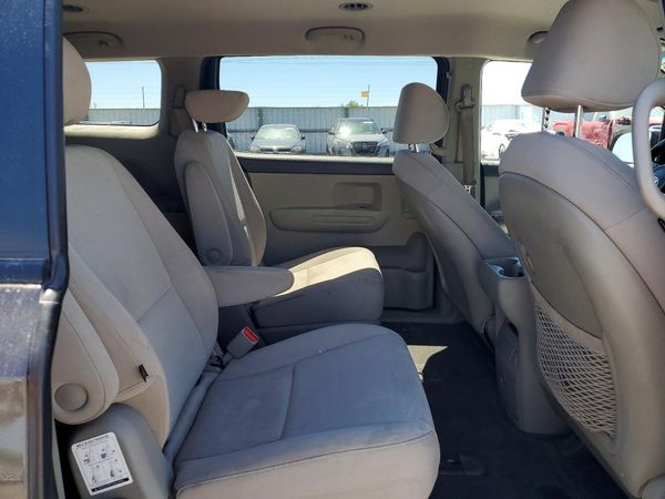 2015 KIA SEDONA GL - Middle-low