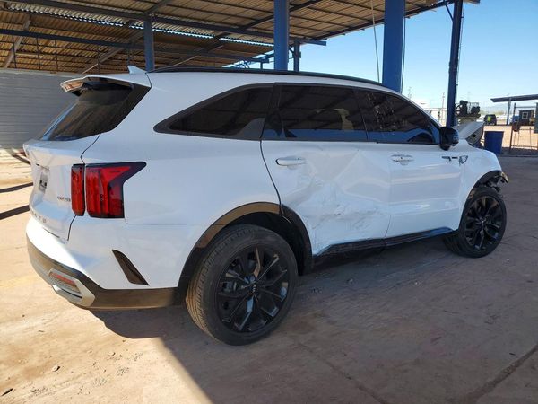 2021 KIA SORENTO