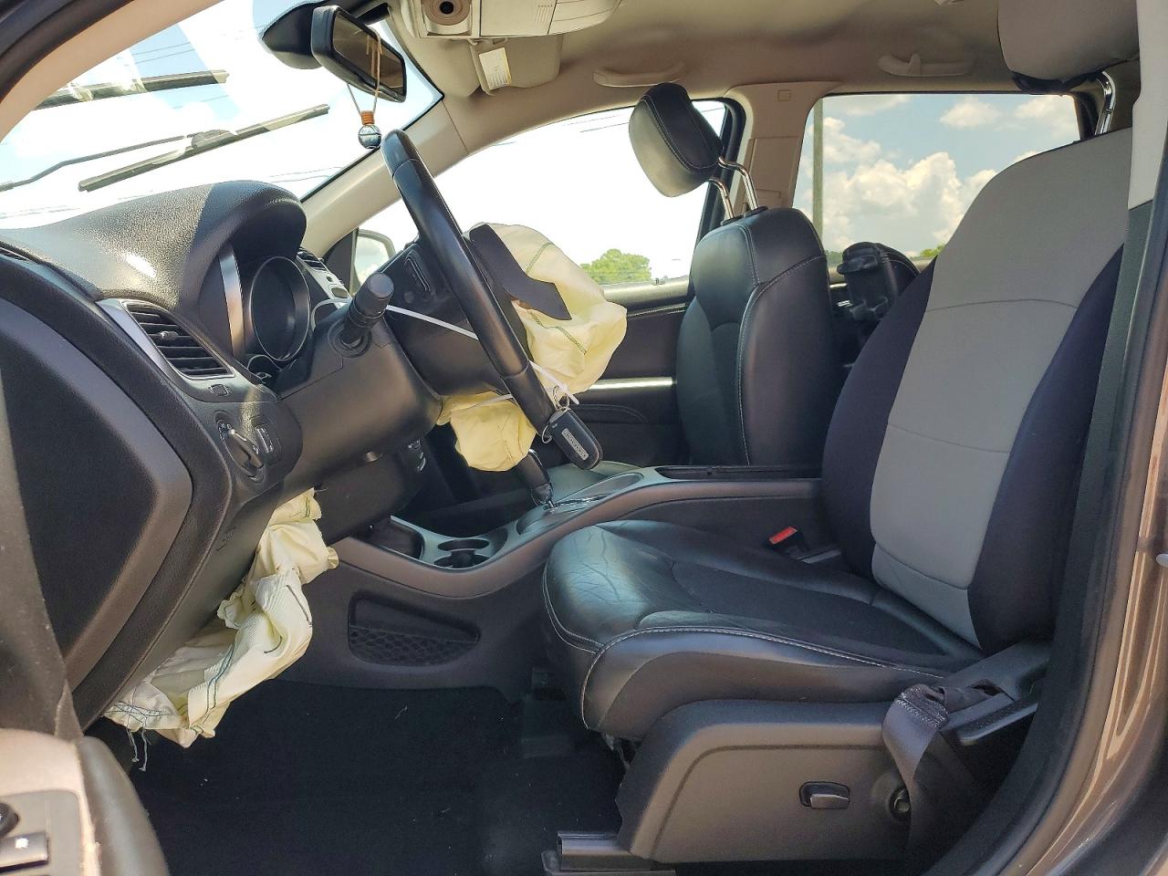 2019 DODGE JOURNEY Crossroad