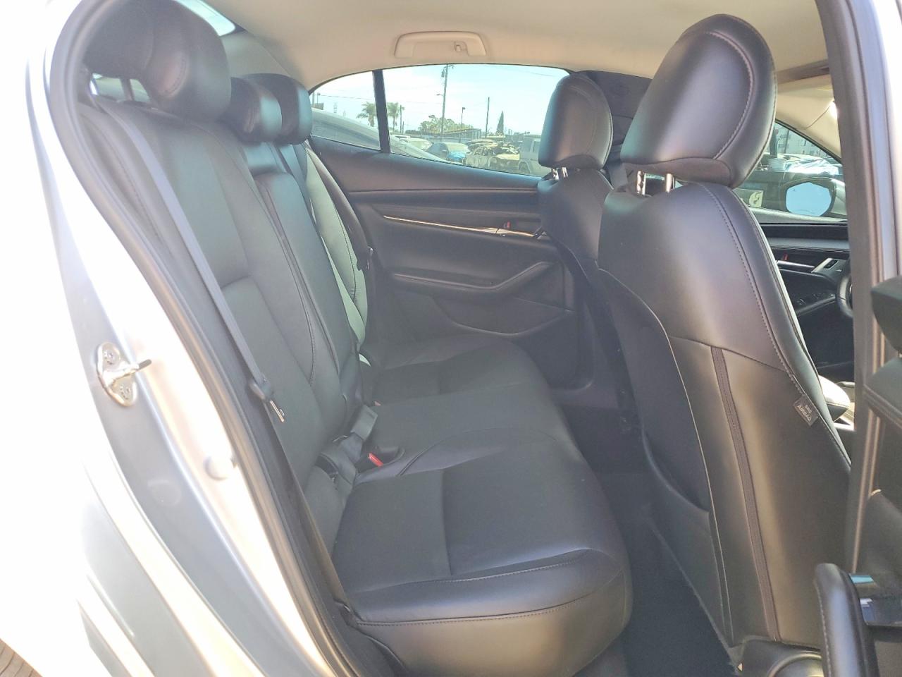 2019 MAZDA 3