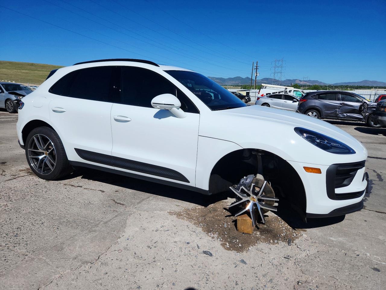 2025 PORSCHE MACAN Macan, Macan T