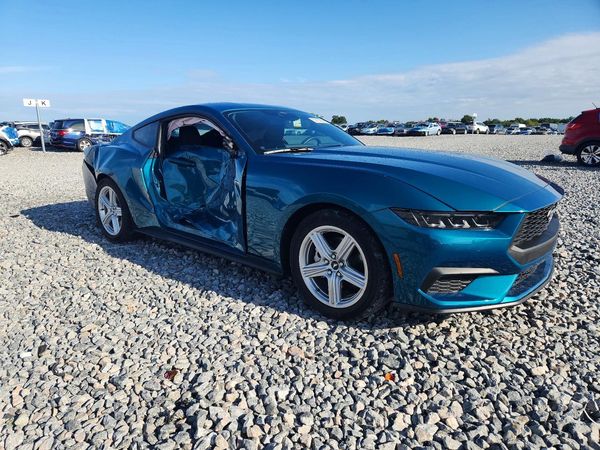2026 FORD MUSTANG I4