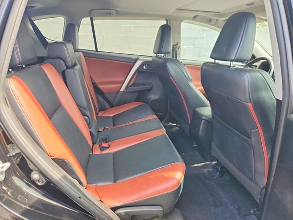 2015 TOYOTA RAV4 Limited (G Grade)
