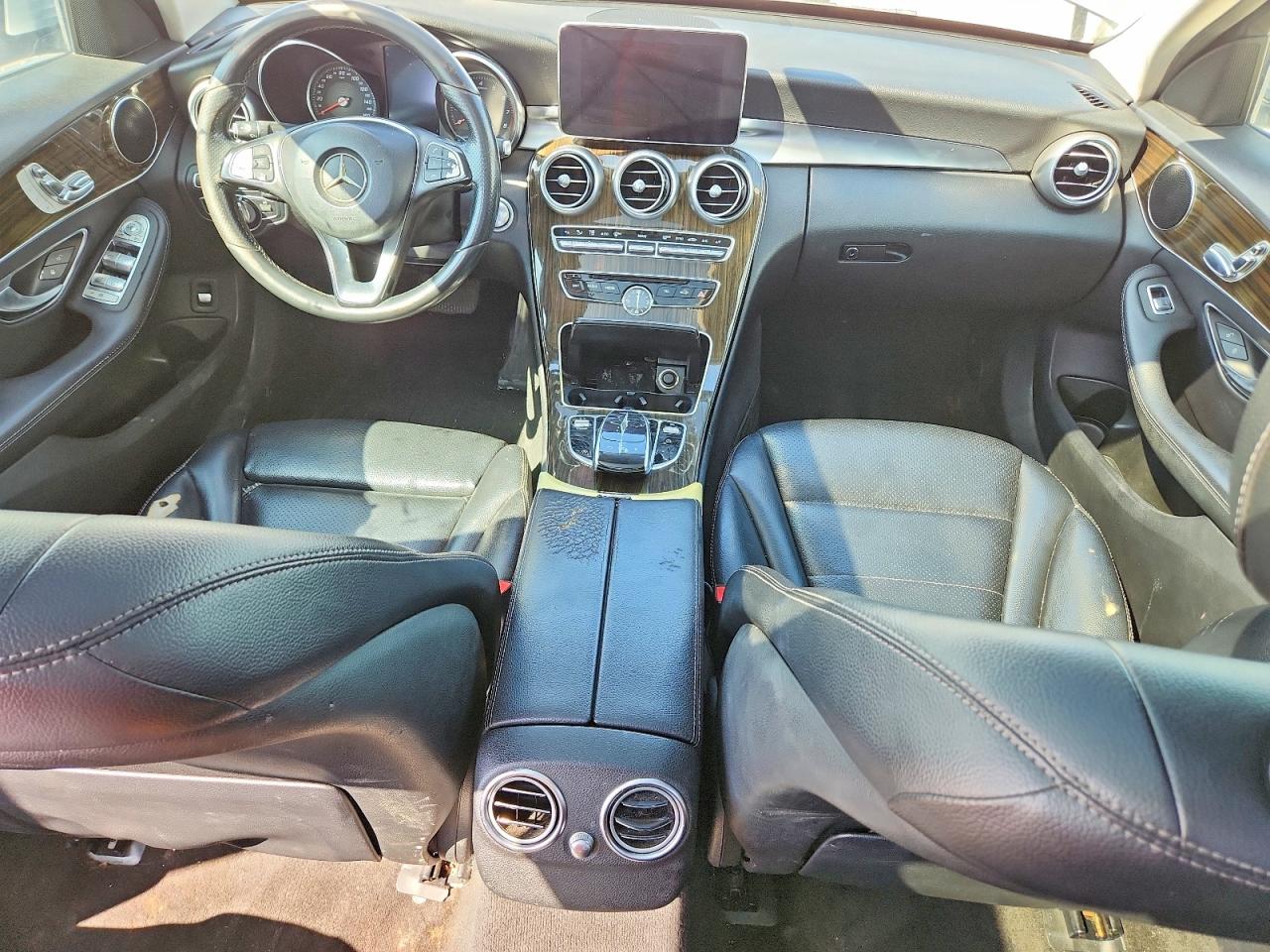 2016 MERCEDES-BENZ C C300