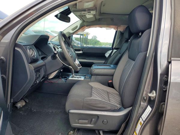 2019 TOYOTA TUNDRA SR5 Grade