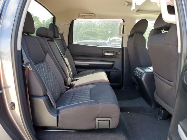 2019 TOYOTA TUNDRA SR5 Grade