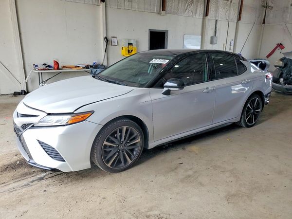 2020 TOYOTA CAMRY