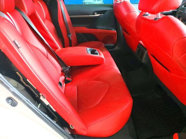 2020 TOYOTA CAMRY XSE
