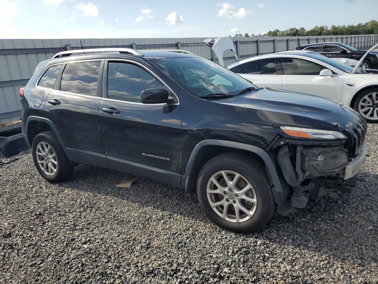 2017 JEEP CHEROKEE LATITUDE 4X4