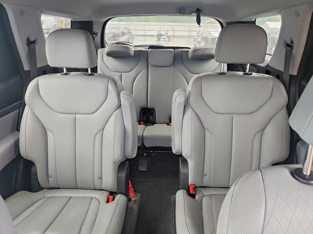2021 HYUNDAI PALISADE SEL w/ Premium Pkg