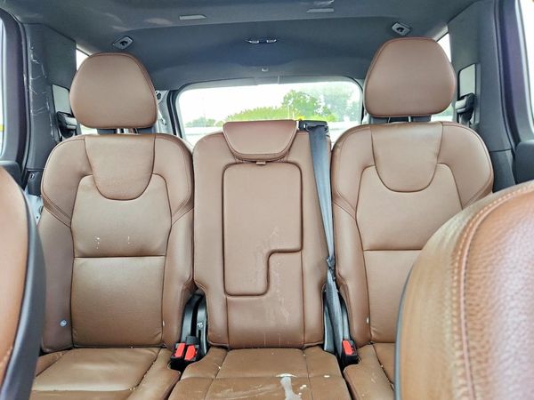 2023 VOLVO XC90 Plus Bright
