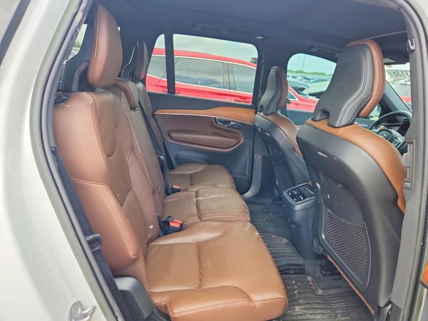 2023 VOLVO XC90 Plus Bright