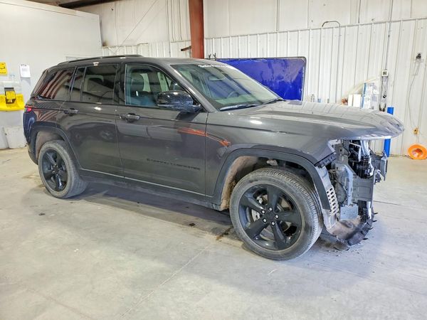 2024 JEEP GRAND CHEROKEE