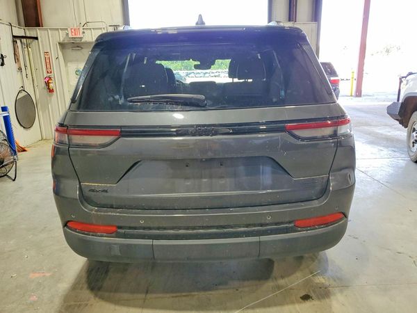 2024 JEEP GRAND CHEROKEE