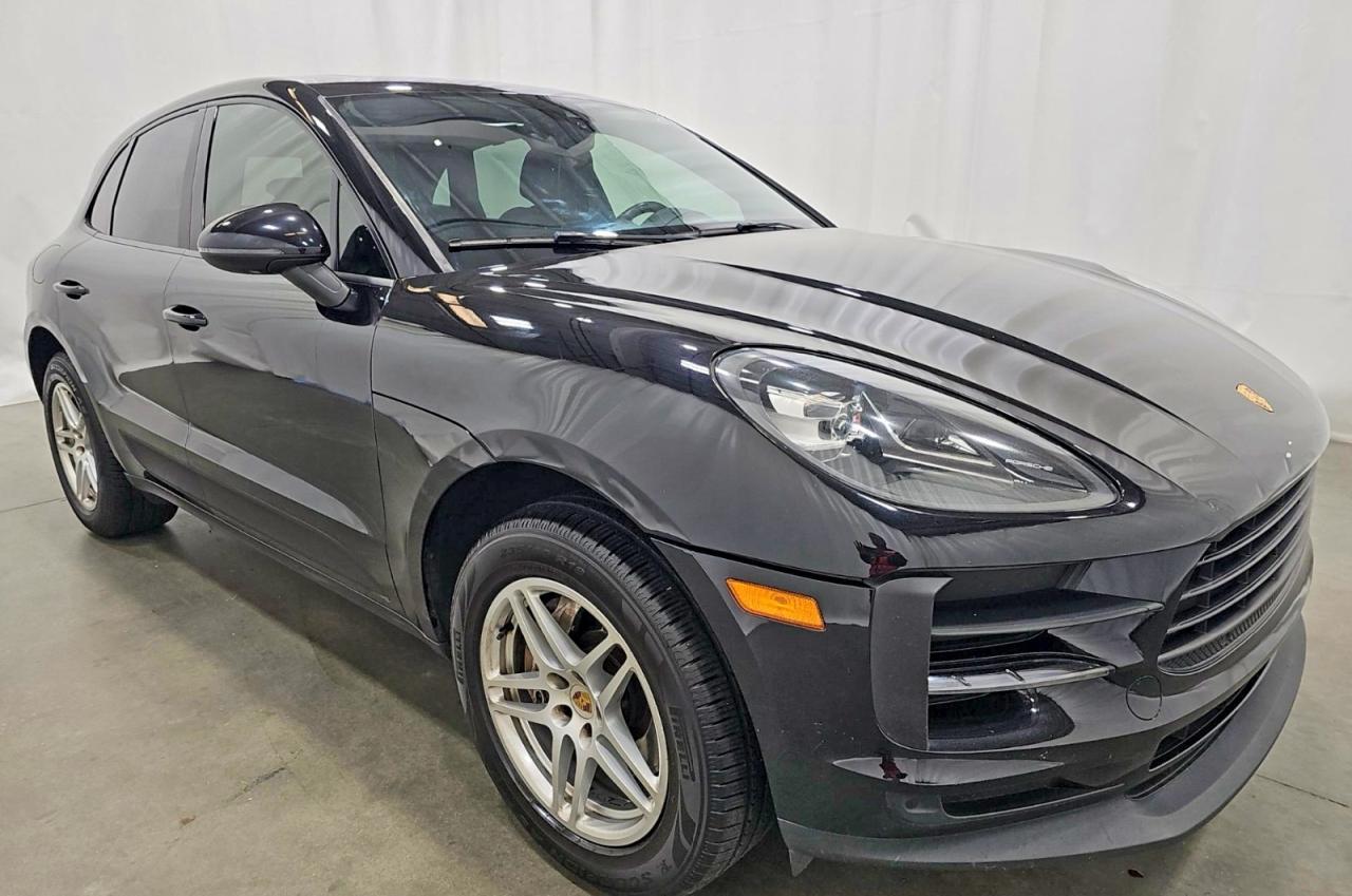 2021 PORSCHE MACAN Base
