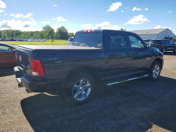 2018 RAM 1500 ST