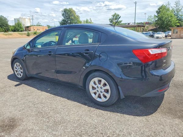 2015 KIA RIO GL - Middle-low