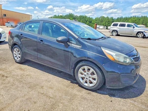 2015 KIA RIO GL - Middle-low