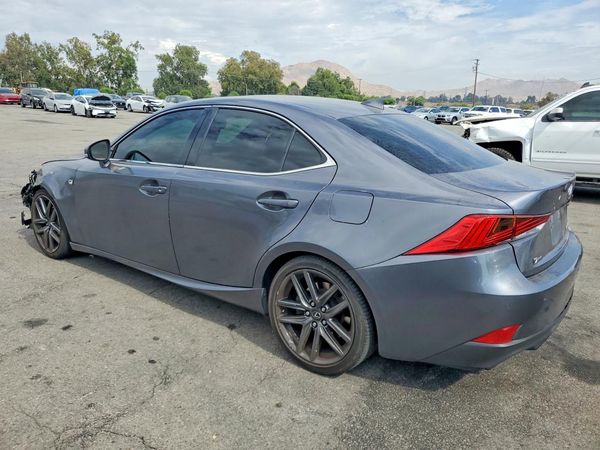 2018 LEXUS IS 300