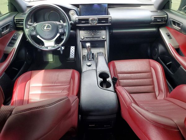 2018 LEXUS IS 300