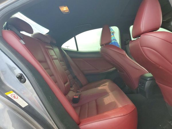 2018 LEXUS IS 300