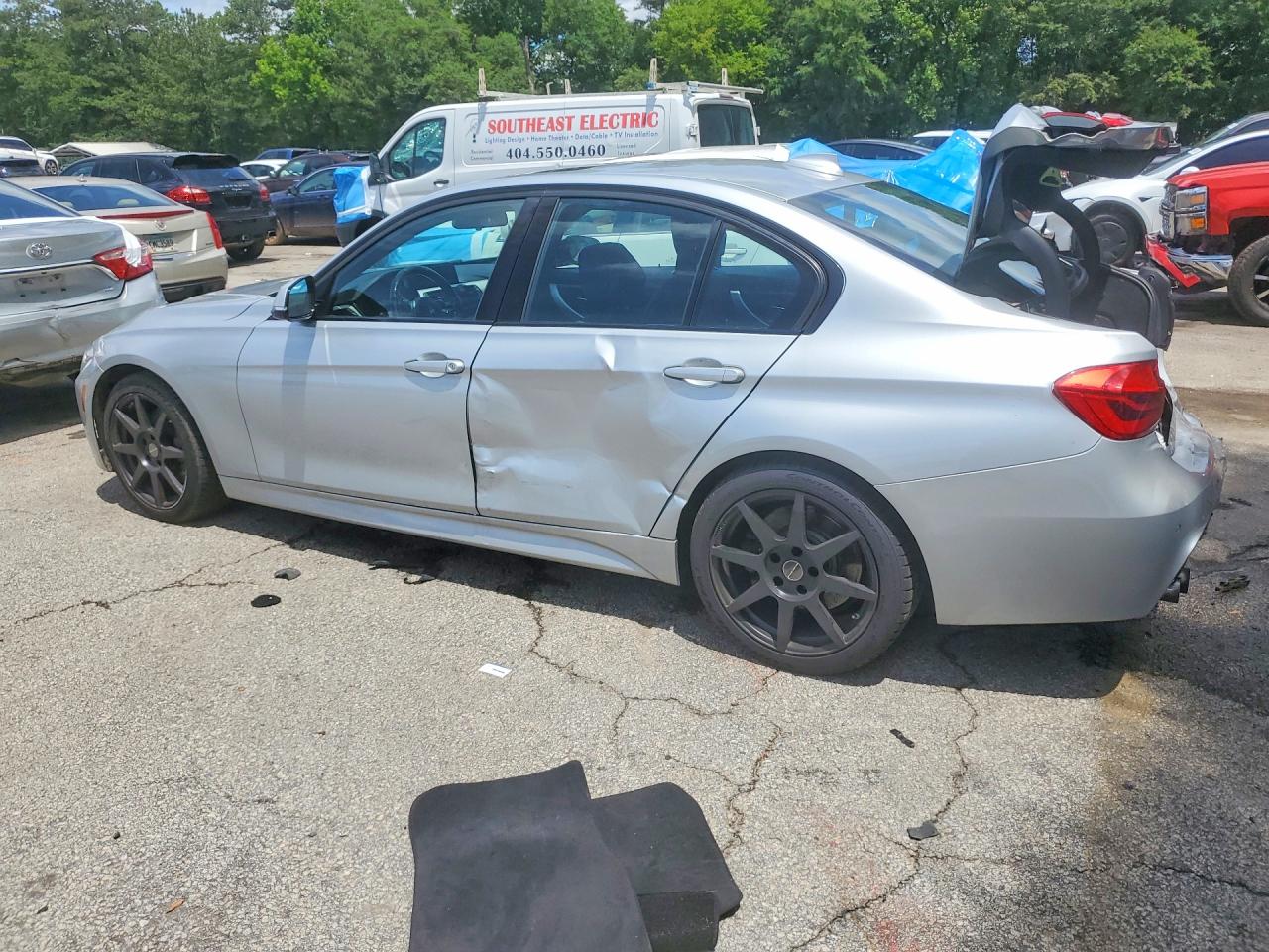 2017 BMW 330 SA