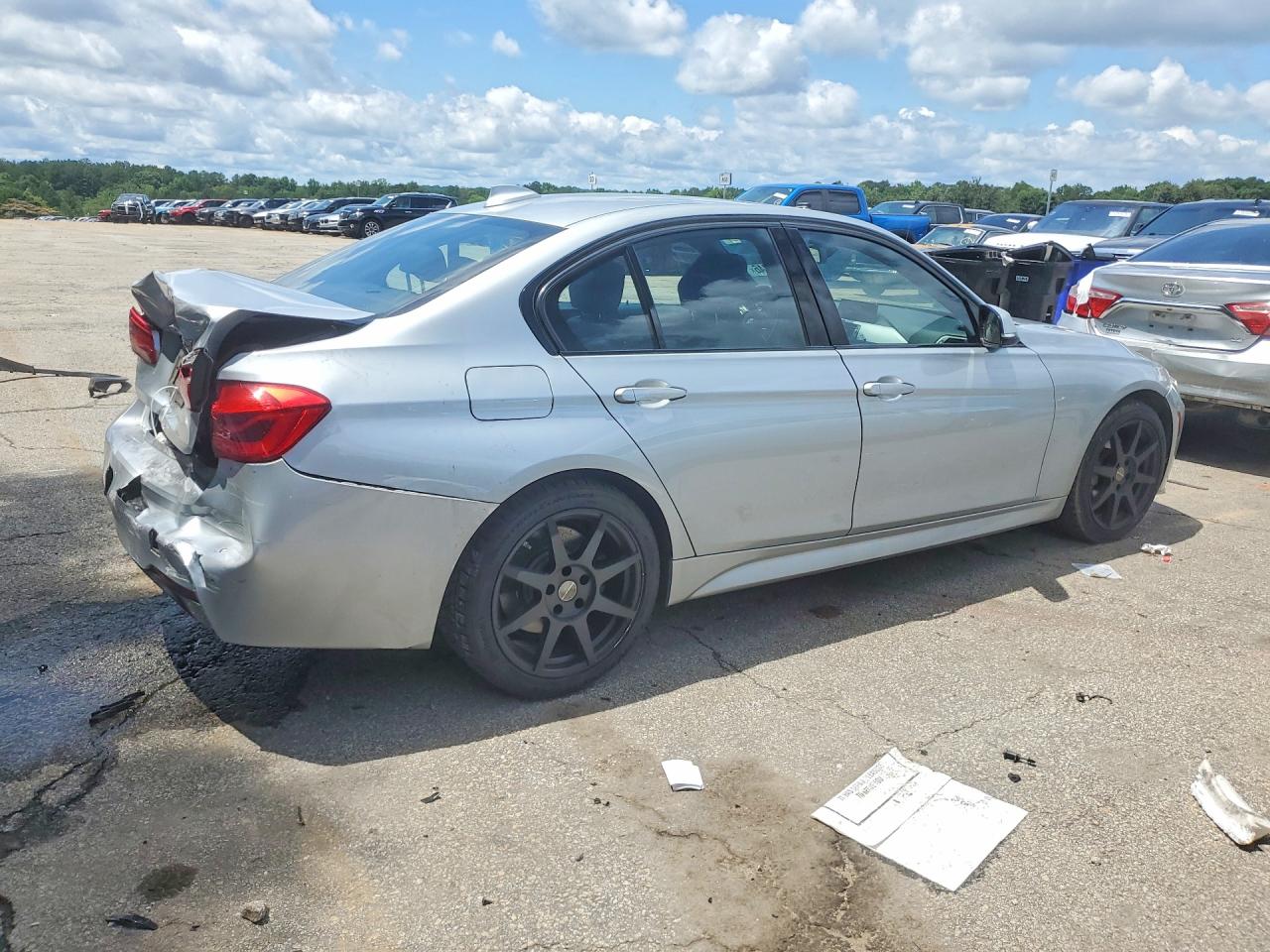 2017 BMW 330 SA