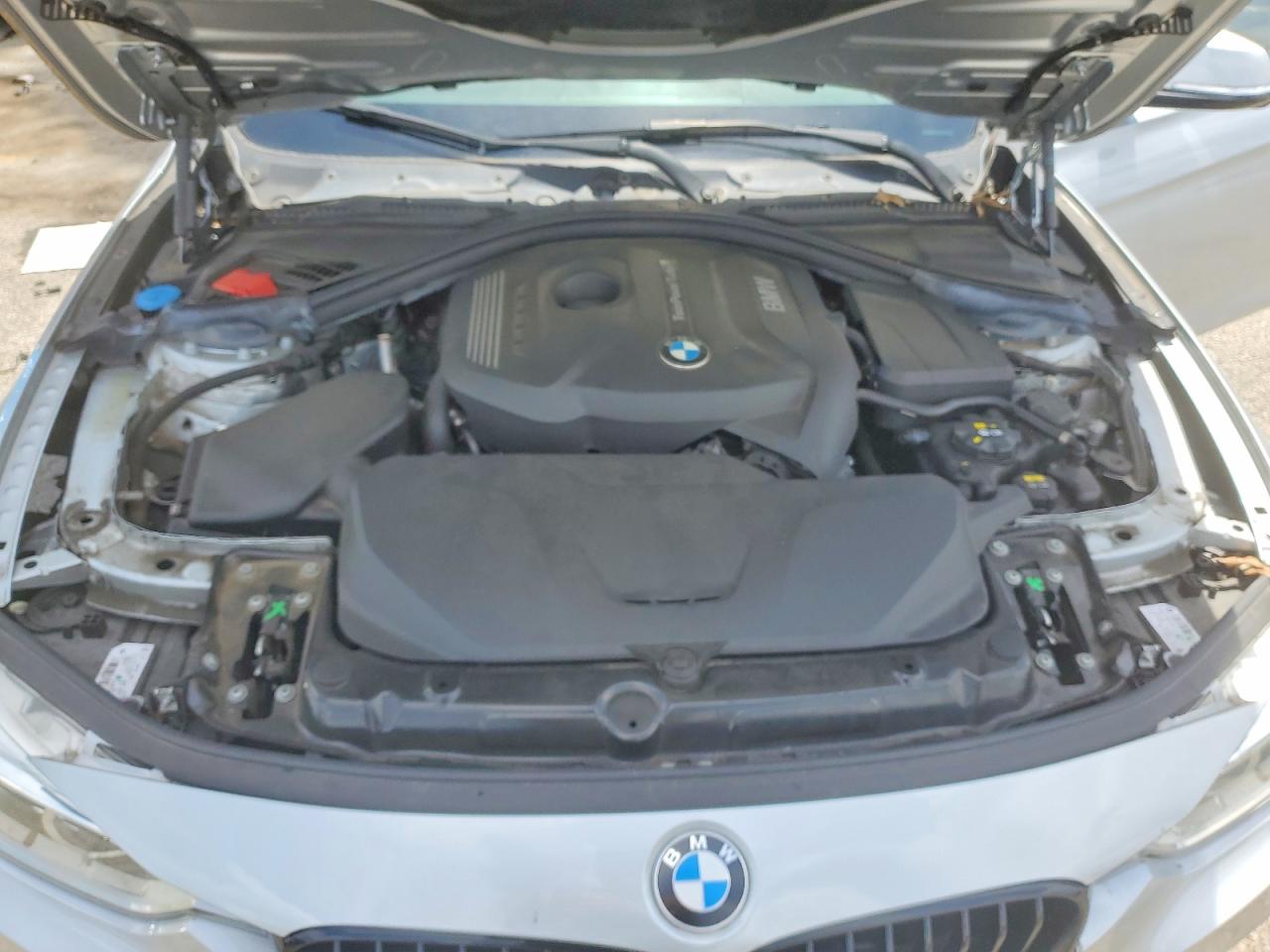 2017 BMW 330 SA