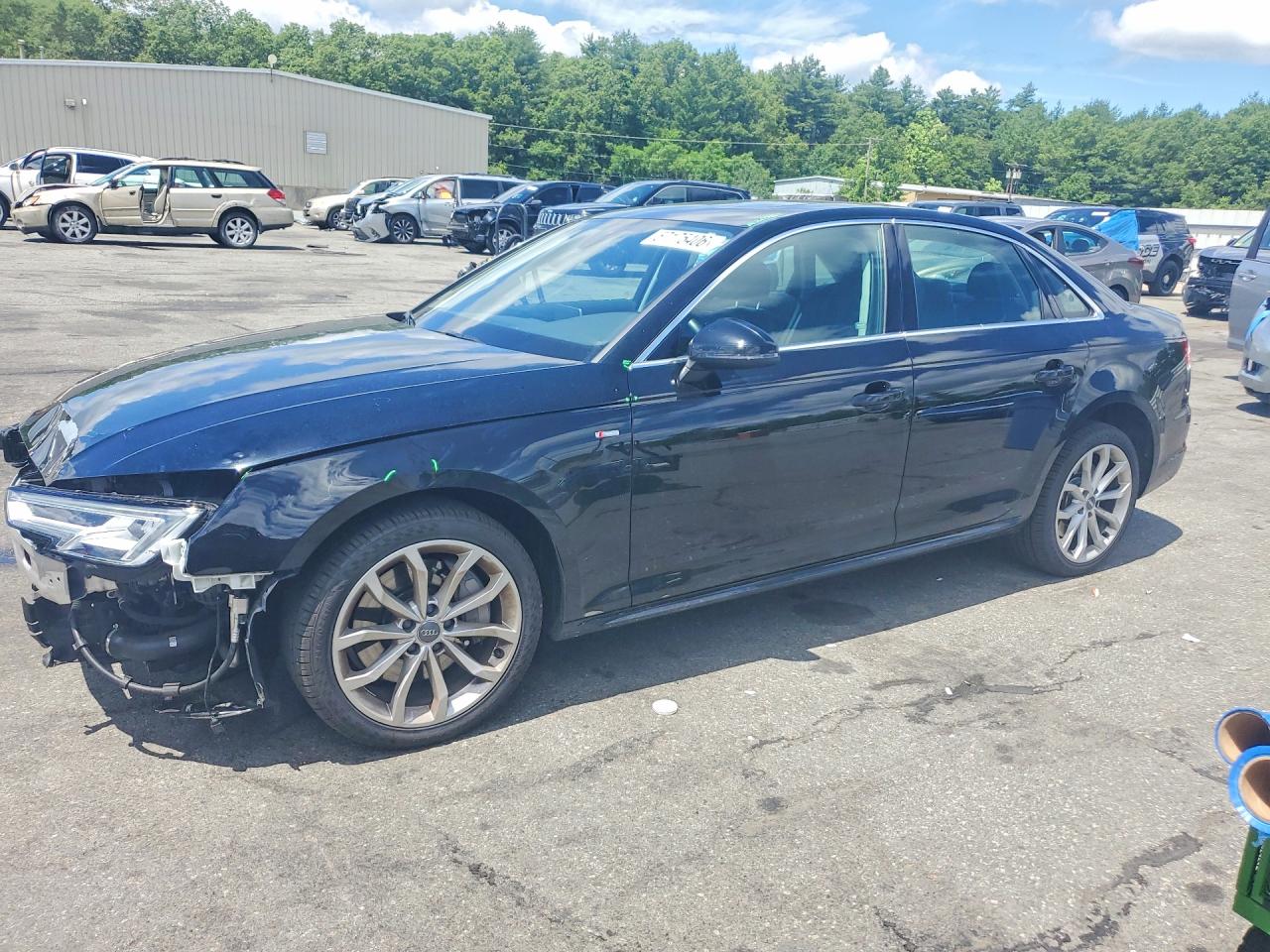 2019 AUDI A4 quattro Premium Plus