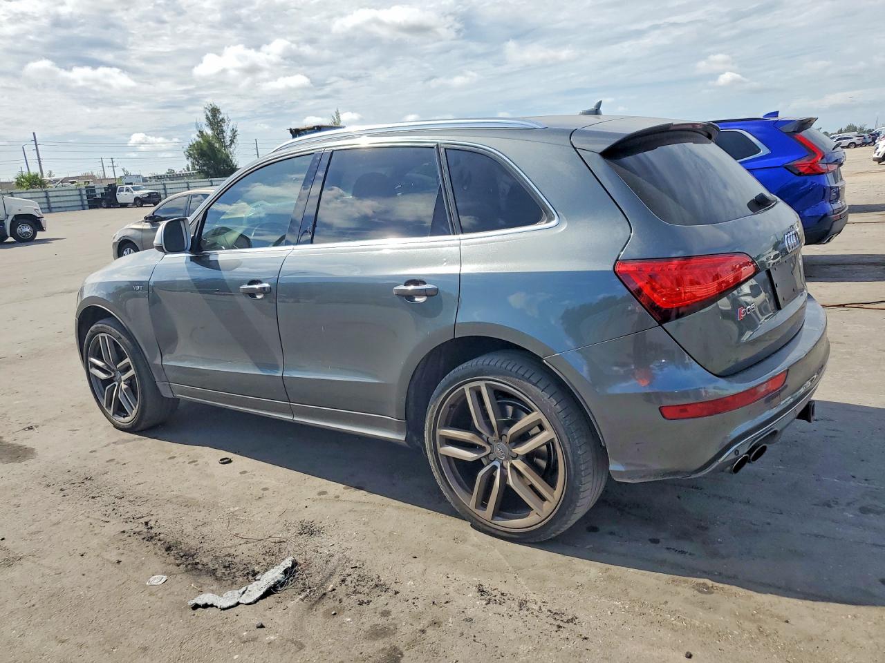 2015 AUDI SQ5 Prestige
