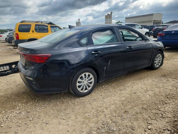 2021 KIA FORTE FE, LXS