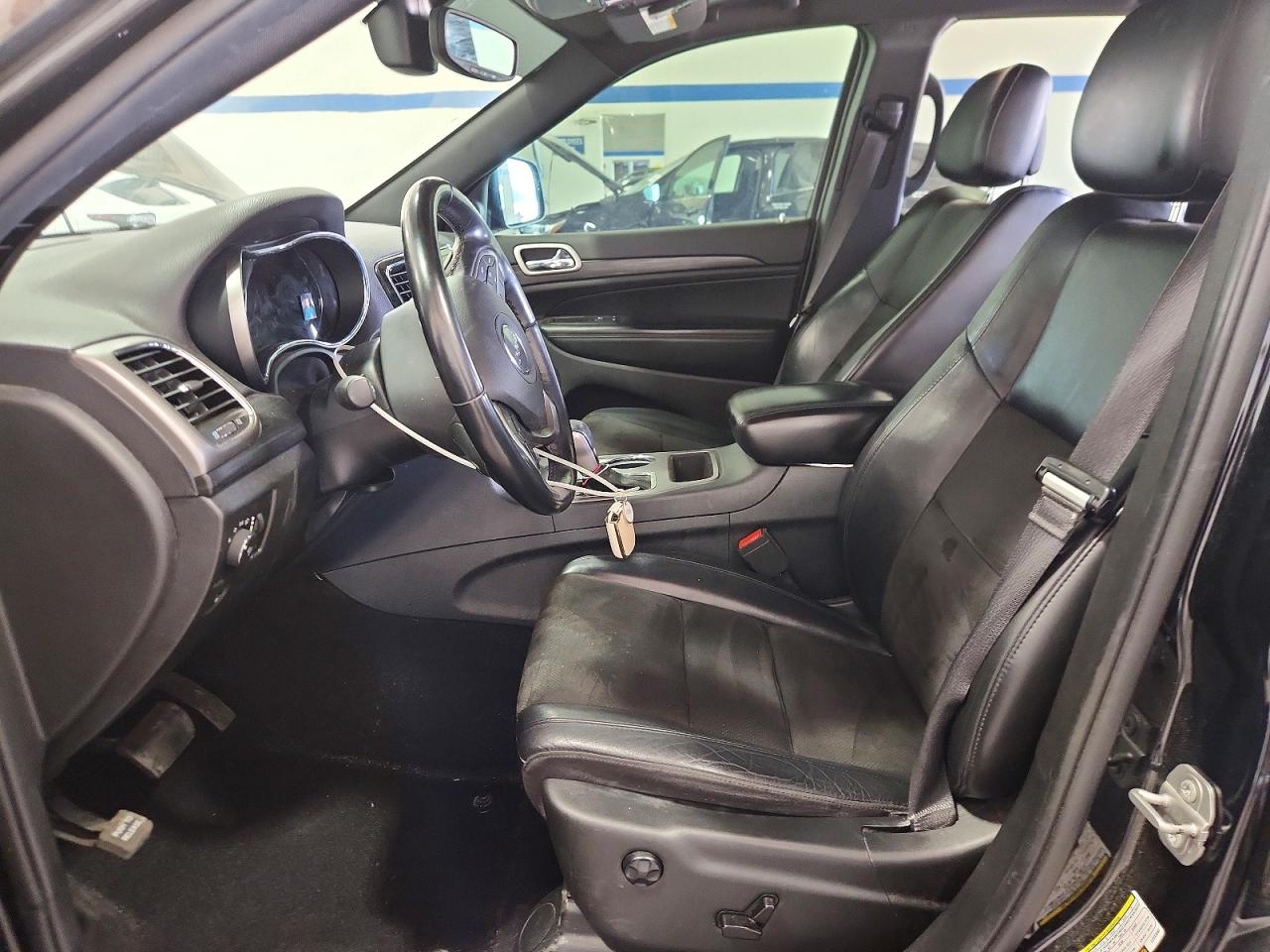 2020 JEEP GRAND CHEROKEE LAREDO 4X4