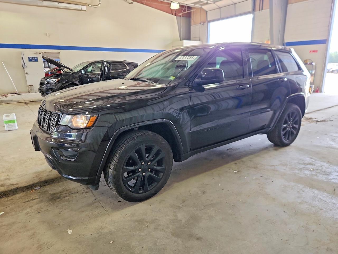 2020 JEEP GRAND CHEROKEE LAREDO 4X4