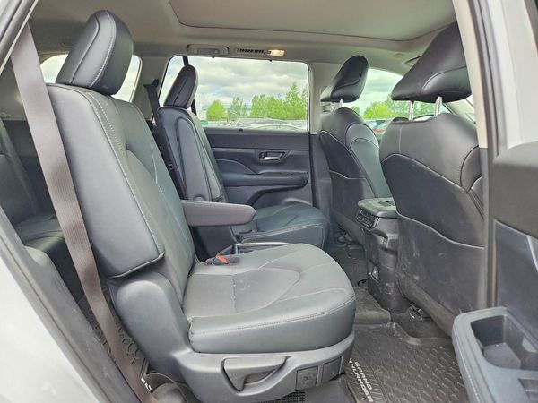 2026 TOYOTA GRAND HIGHLANDER HYBRID