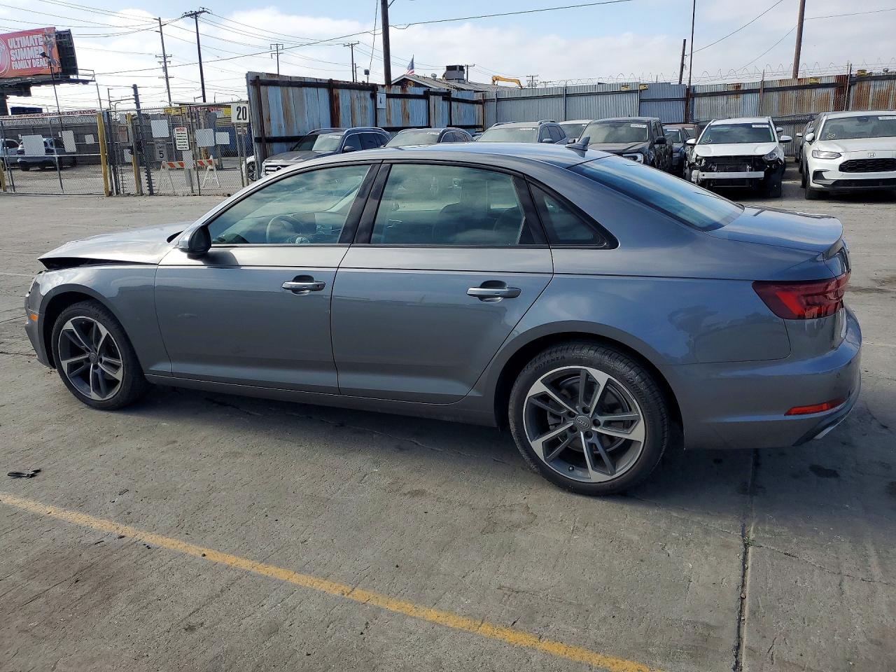 2019 AUDI A4 Premium, Titanium