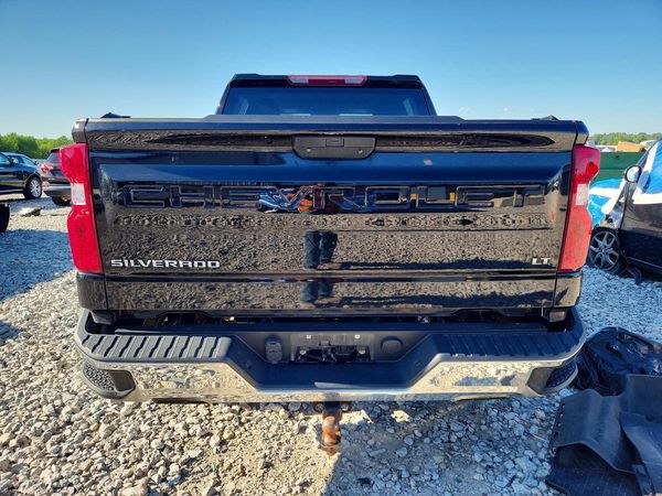 2022 CHEVROLET SILVERADO LT — DIRR