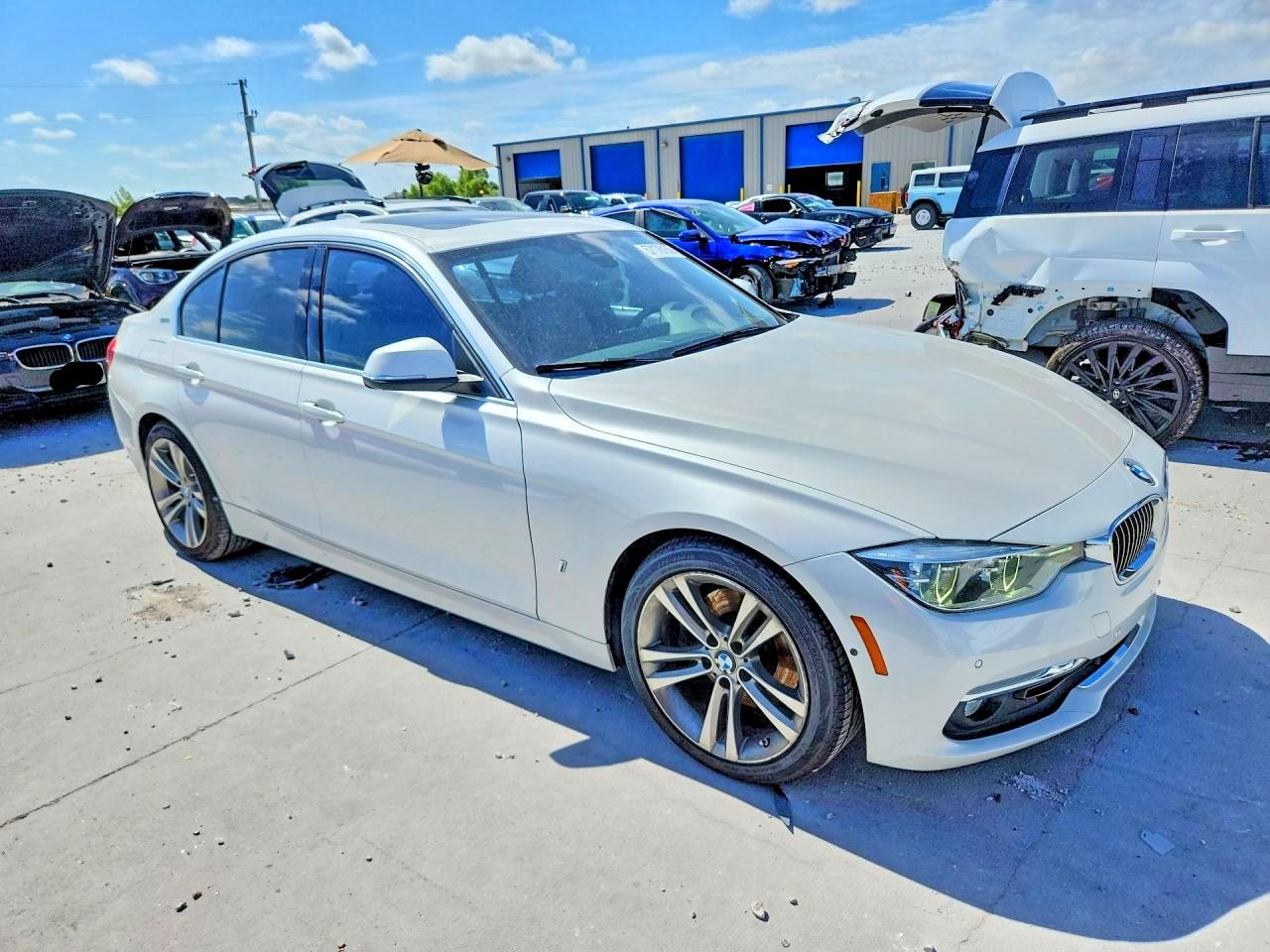 2017 BMW 330E