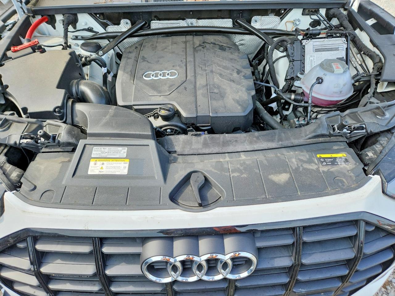 2025 AUDI Q5 quattro Premium