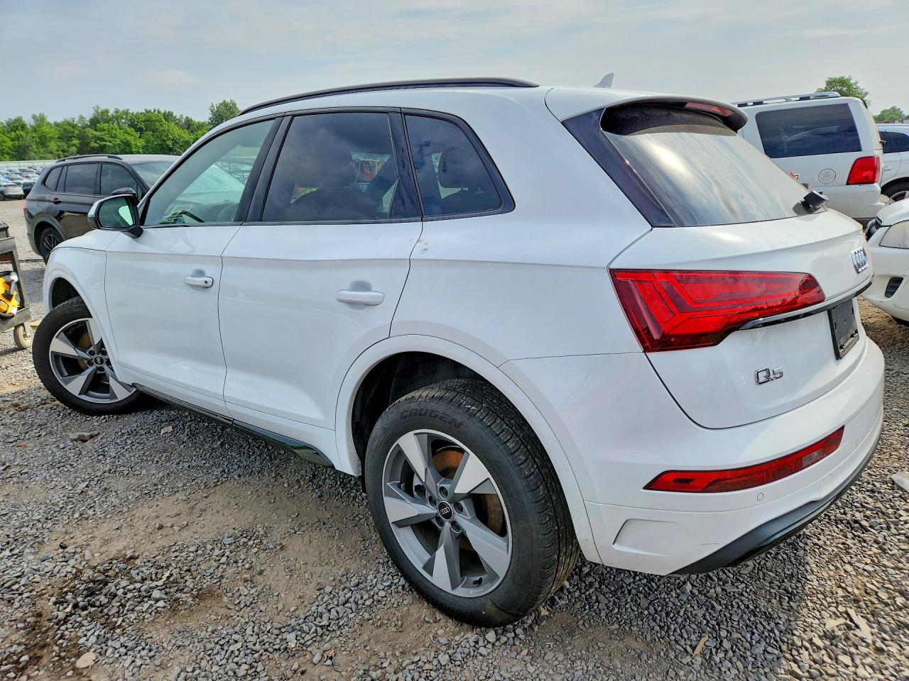 2025 AUDI Q5 quattro Premium