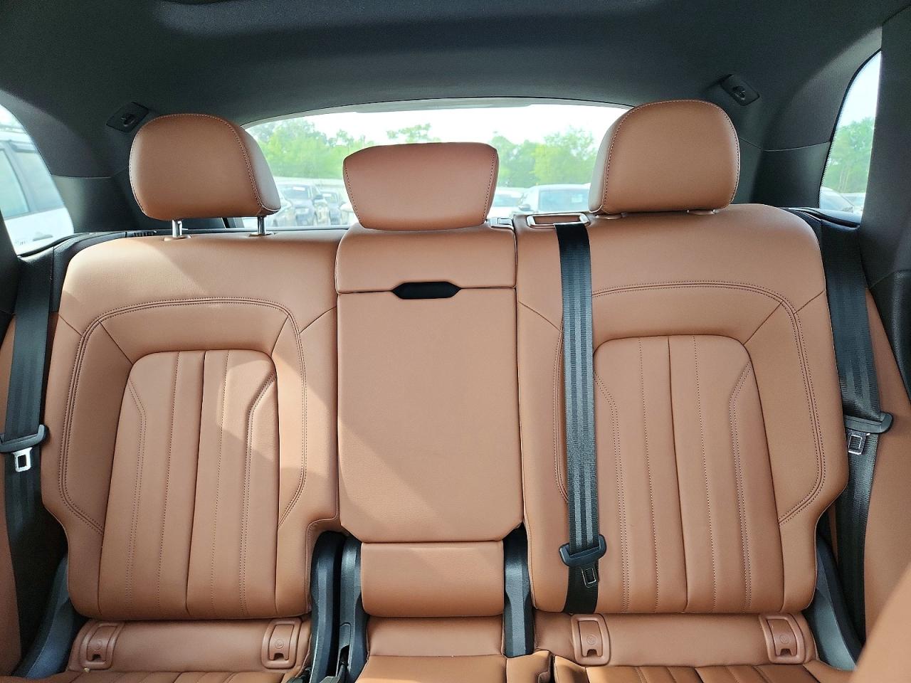 2025 AUDI Q5 quattro Premium