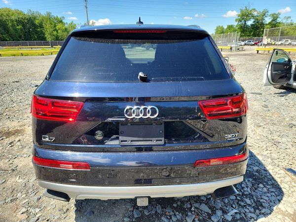 2017 AUDI Q7