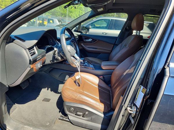 2017 AUDI Q7