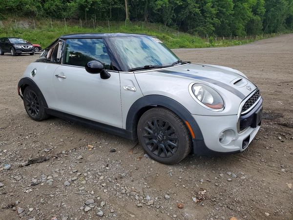 2014 MINI COOPER