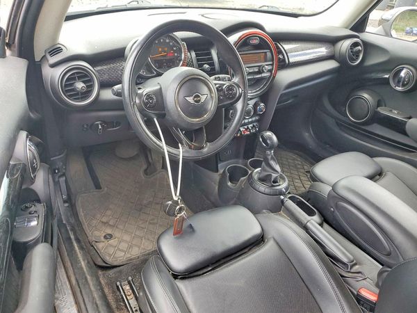 2014 MINI COOPER
