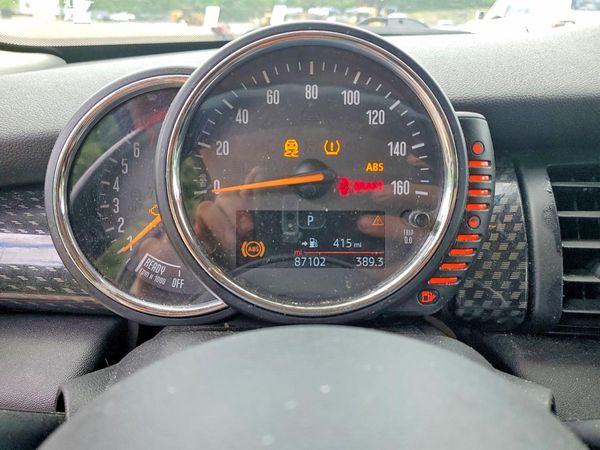 2014 MINI COOPER