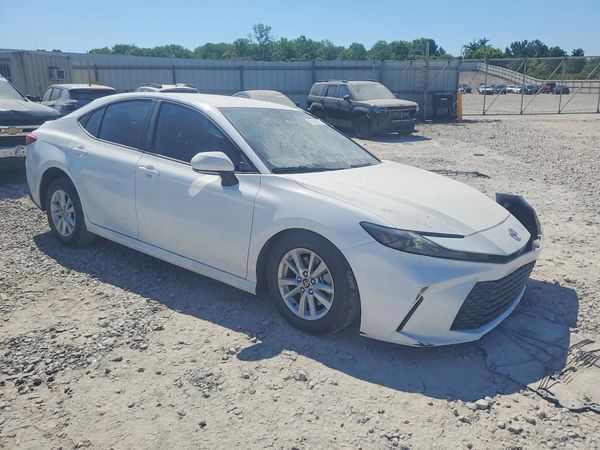 2025 TOYOTA CAMRY