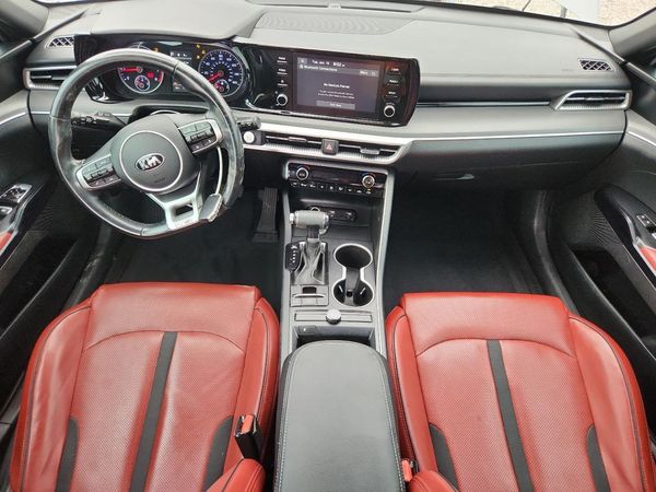 2021 KIA K5 GT-Line