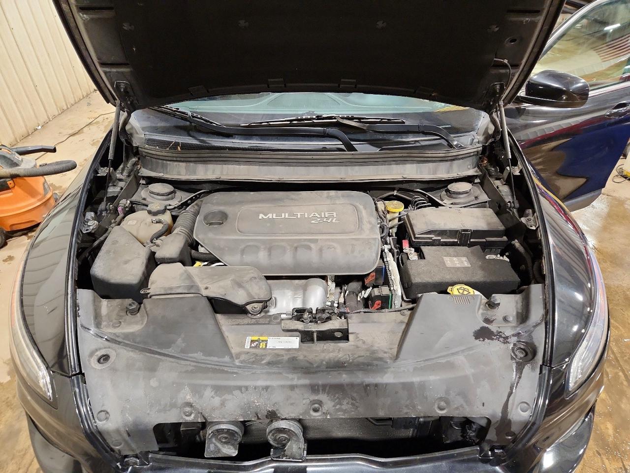 2015 JEEP CHEROKEE LATITUDE 4X4